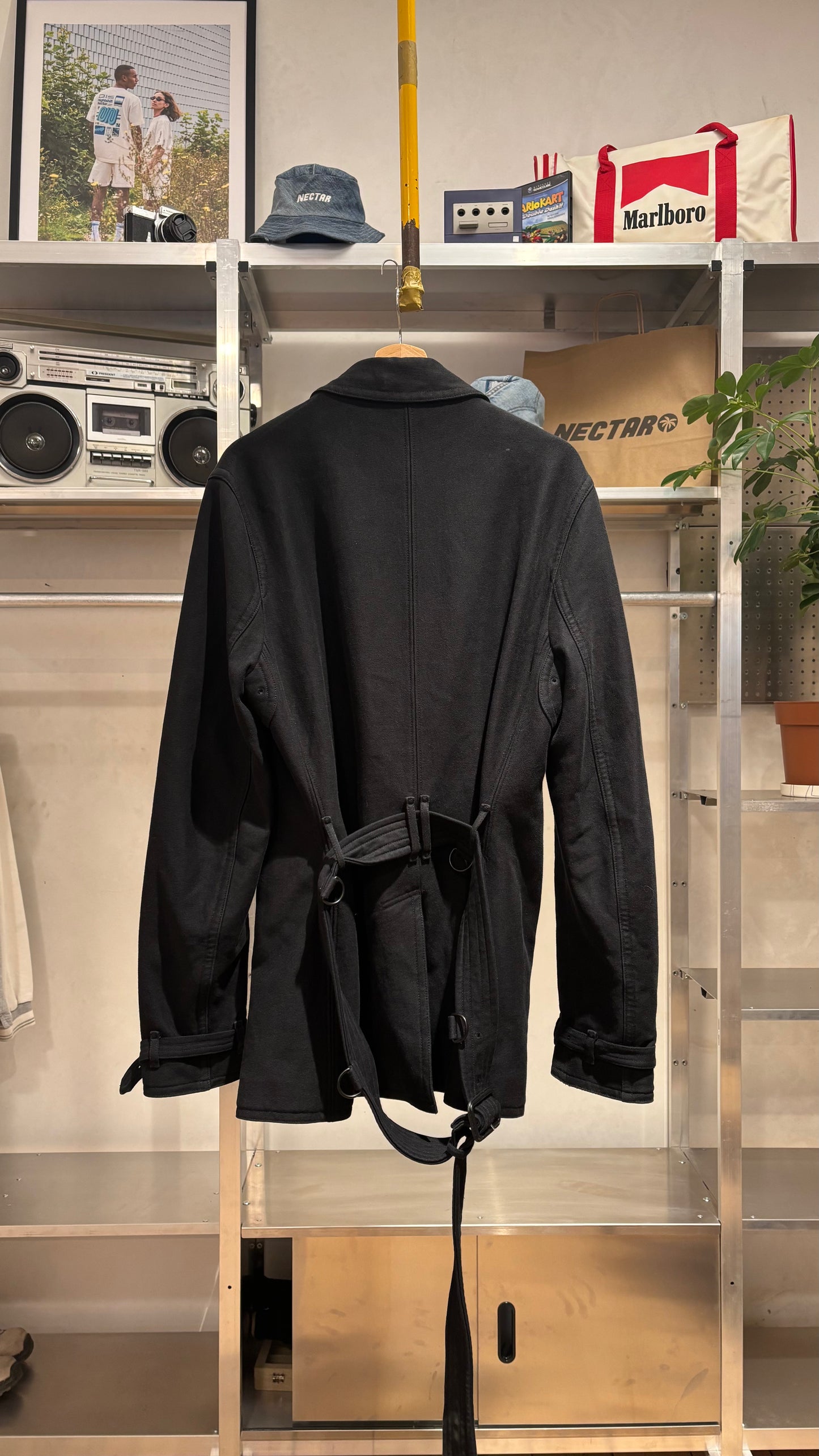 BURBERRY COAT - LARGE