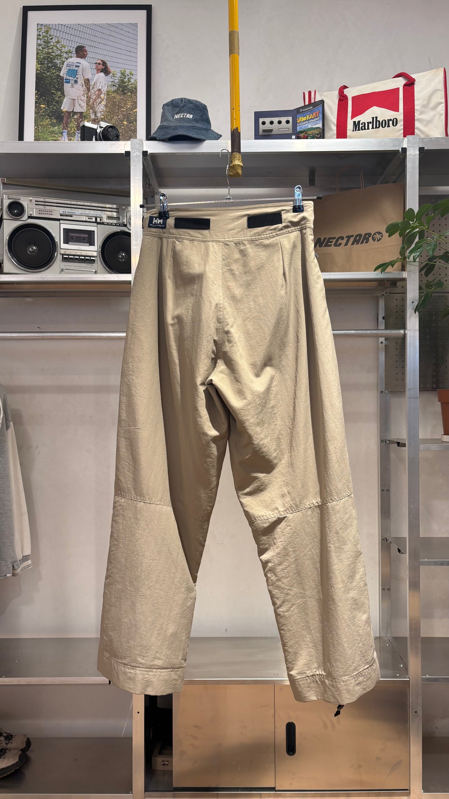 HELLY HANSEN TREK PANT - MEDIUM