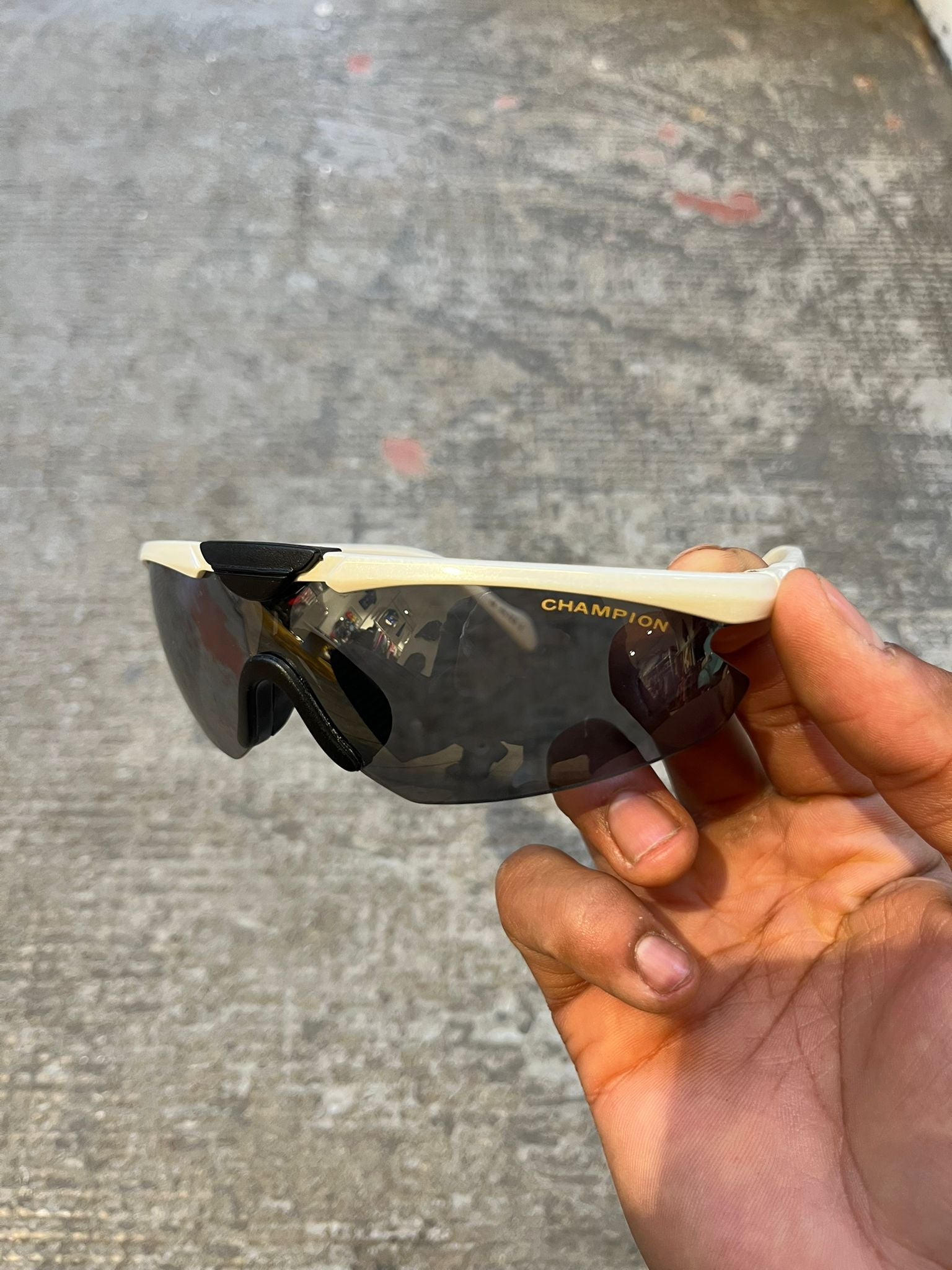 Katydid - Vintage Sunglasses